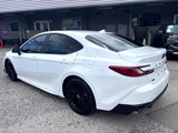 Used 2025 Toyota Camry SE image 6
