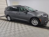 Used 2022 Chrysler Pacifica Touring-L image 2