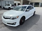 Used 2014 Toyota Camry SE image 3