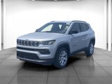 New 2024 Jeep Compass Latitude image 3