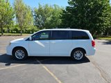 Used 2019 Dodge Grand Caravan SXT image 2