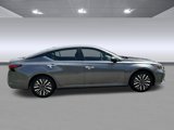 Used 2024 Nissan Altima 2.5 SV image 2