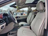 Certified 2020 Chrysler Pacifica Limited image 4