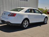Used 2016 Ford Taurus SE image 4