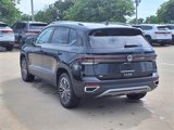 New 2025 Volkswagen Taos SE image 3