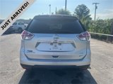 Used 2014 Nissan Rogue SV image 5