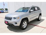 Used 2016 Jeep Grand Cherokee Laredo w/ Quick Order Package 23E image 3