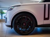 Used 2025 Land Rover Range Rover Autobiography image 3