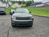 Used 2020 Jeep Grand Cherokee Laredo image 2