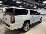 Used 2019 Cadillac Escalade ESV Premium Luxury image 5