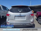 Used 2015 Nissan Pathfinder SV image 3