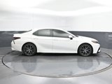 Used 2021 Toyota Camry SE image 6
