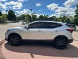 Used 2019 Nissan Rogue Sport S image 2