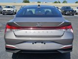 Used 2023 Hyundai Elantra SEL image 3