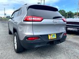 Used 2017 Jeep Cherokee Latitude w/ Safety/Convenience Group image 5
