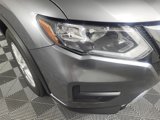 Used 2019 Nissan Rogue SV image 3