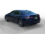 Used 2022 Toyota Camry SE image 3