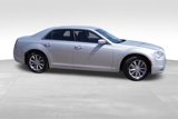 Certified 2021 Chrysler 300 Touring w/ Driver Convenience Group image 4