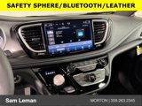 New 2025 Chrysler Pacifica Select image 4