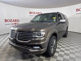 Used 2016 Lincoln Navigator Select image 4