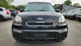 Used 2011 Kia Soul + image 5