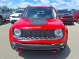 Used 2017 Jeep Renegade Trailhawk w/ Premium Trailhawk Package image 2