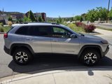 Used 2017 Jeep Cherokee Trailhawk w/ Cold Weather Group image 6
