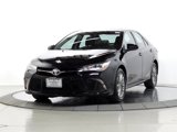 Used 2016 Toyota Camry LE image 3