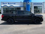 Used 2018 Nissan Titan SV w/ SV Convenience Package image 2