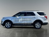 Used 2017 Ford Explorer XLT image 4