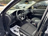 Used 2020 Nissan Rogue S image 2