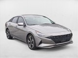 Used 2023 Hyundai Elantra SEL w/ Convenience Package image 3