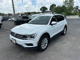 Used 2018 Volkswagen Tiguan S image 2