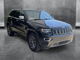 Used 2017 Jeep Grand Cherokee Limited w/ Luxury Group II image 3