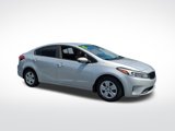 Used 2017 Kia Forte LX w/ LX Popular Package image 3