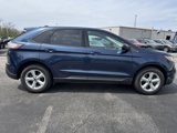 Used 2017 Ford Edge SE image 2