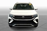 Used 2023 Volkswagen Taos SE image 3