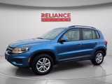 Used 2017 Volkswagen Tiguan S image 2