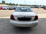 Used 2002 Lincoln Continental image 6