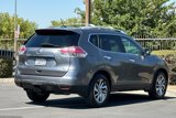 Used 2015 Nissan Rogue SL w/ SL Premium Package image 2