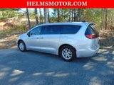 Certified 2023 Chrysler Pacifica Touring-L image 5