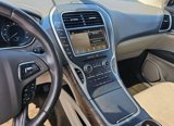 Used 2017 Lincoln MKX Reserve w/ Lincoln MKX Climate Package image 5