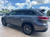 Used 2019 Toyota Highlander XLE image 5