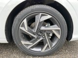 New 2025 Hyundai Elantra Limited image 4