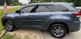 Used 2018 Toyota Highlander XLE image 3