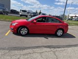 Used 2016 Chevrolet Cruze Limited LT image 2