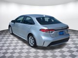 Used 2022 Toyota Corolla LE image 3