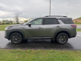 Used 2022 Nissan Pathfinder SV image 4