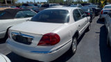 Used 2001 Lincoln Continental image 5