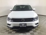 Used 2018 Volkswagen Tiguan SE image 2